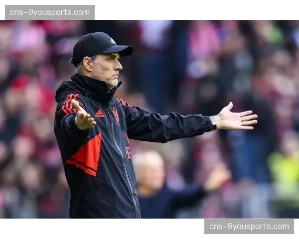 镜头捕捉:萨内得知自己被换下时的沮丧表情 镜头捕捉:萨内得知自己被换下时的沮丧表情